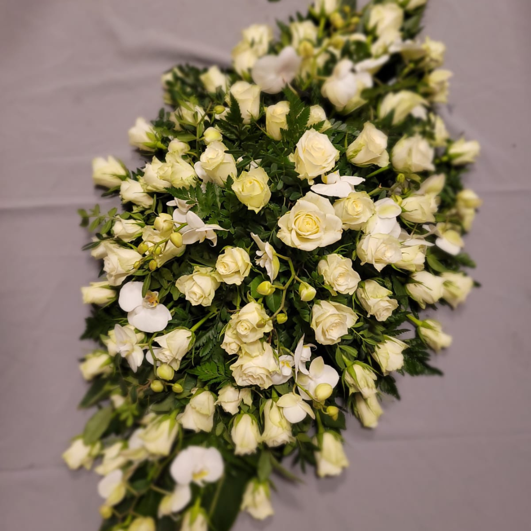 Serene Witte Traditioneel Stuk