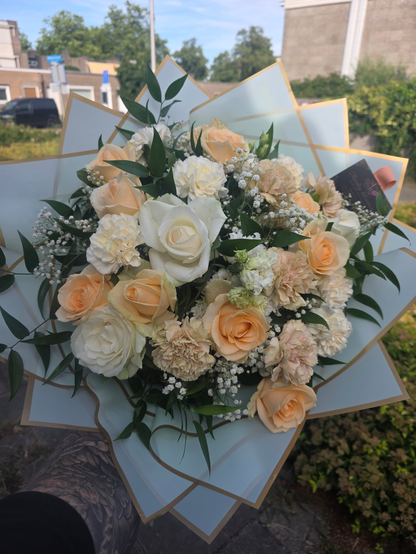 Peach Avalanche Luxe Boeket